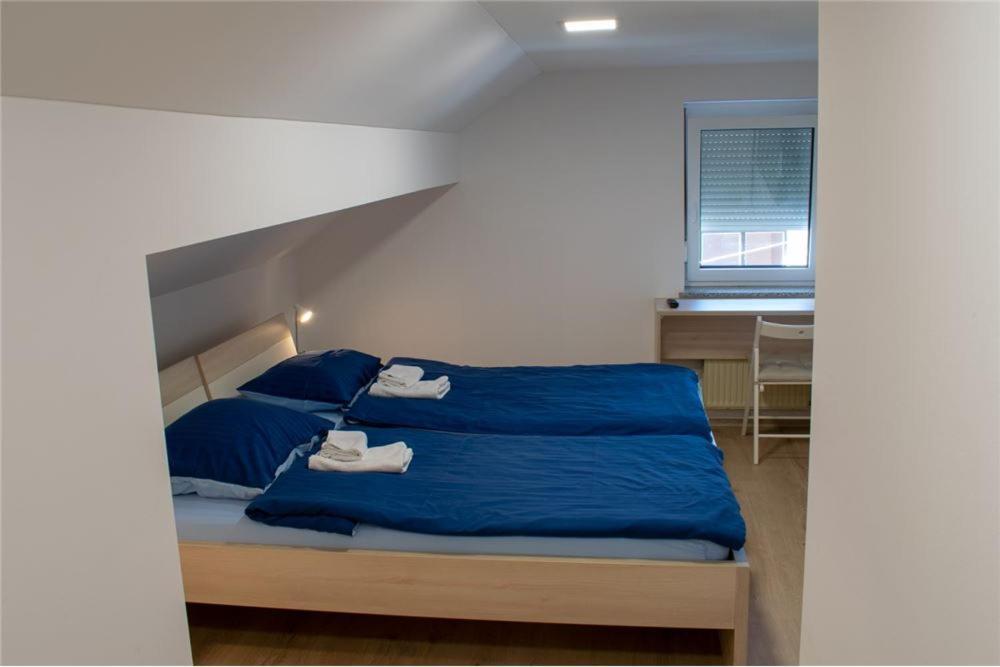 Hisa Izabela Hotel Muta Esterno foto